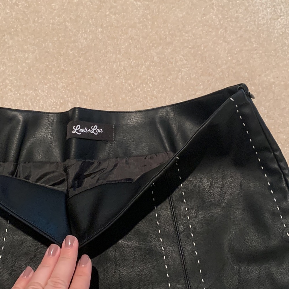 Leeli & Lou Vegan Leather Skirt - Picture 3 of 6